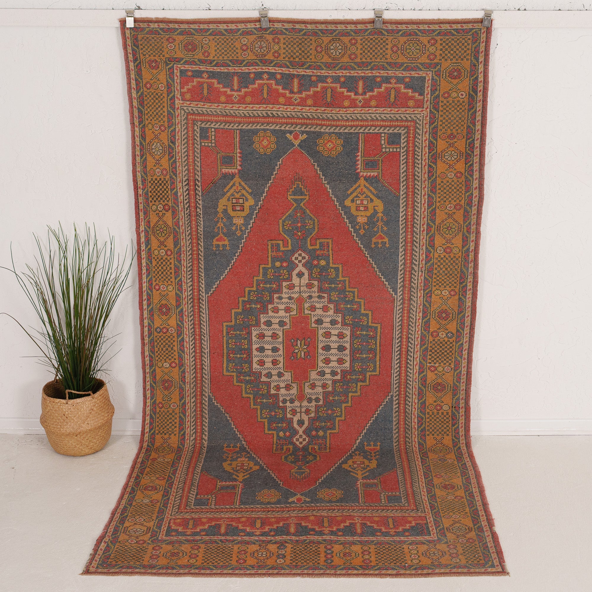 Juninda - Vintage Turkish Area Rug