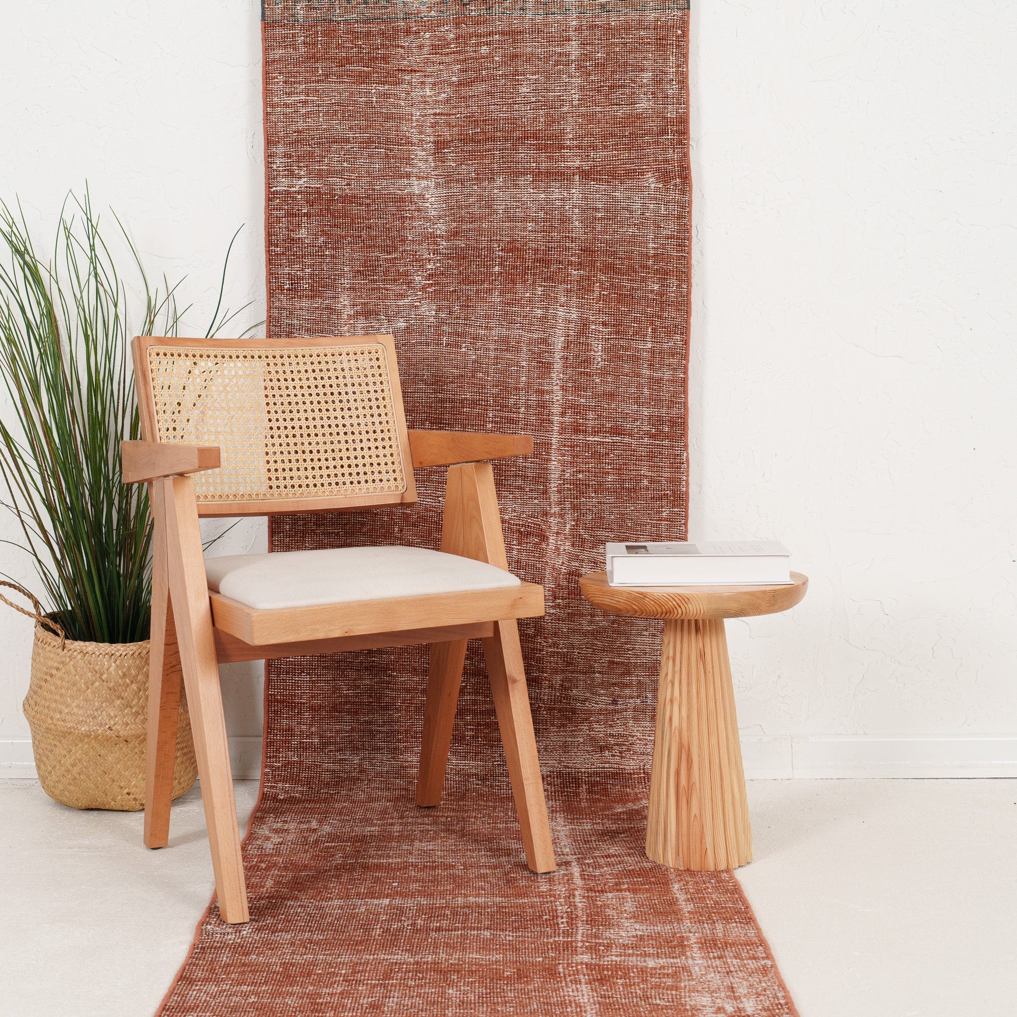 1900 Made Runner Rug