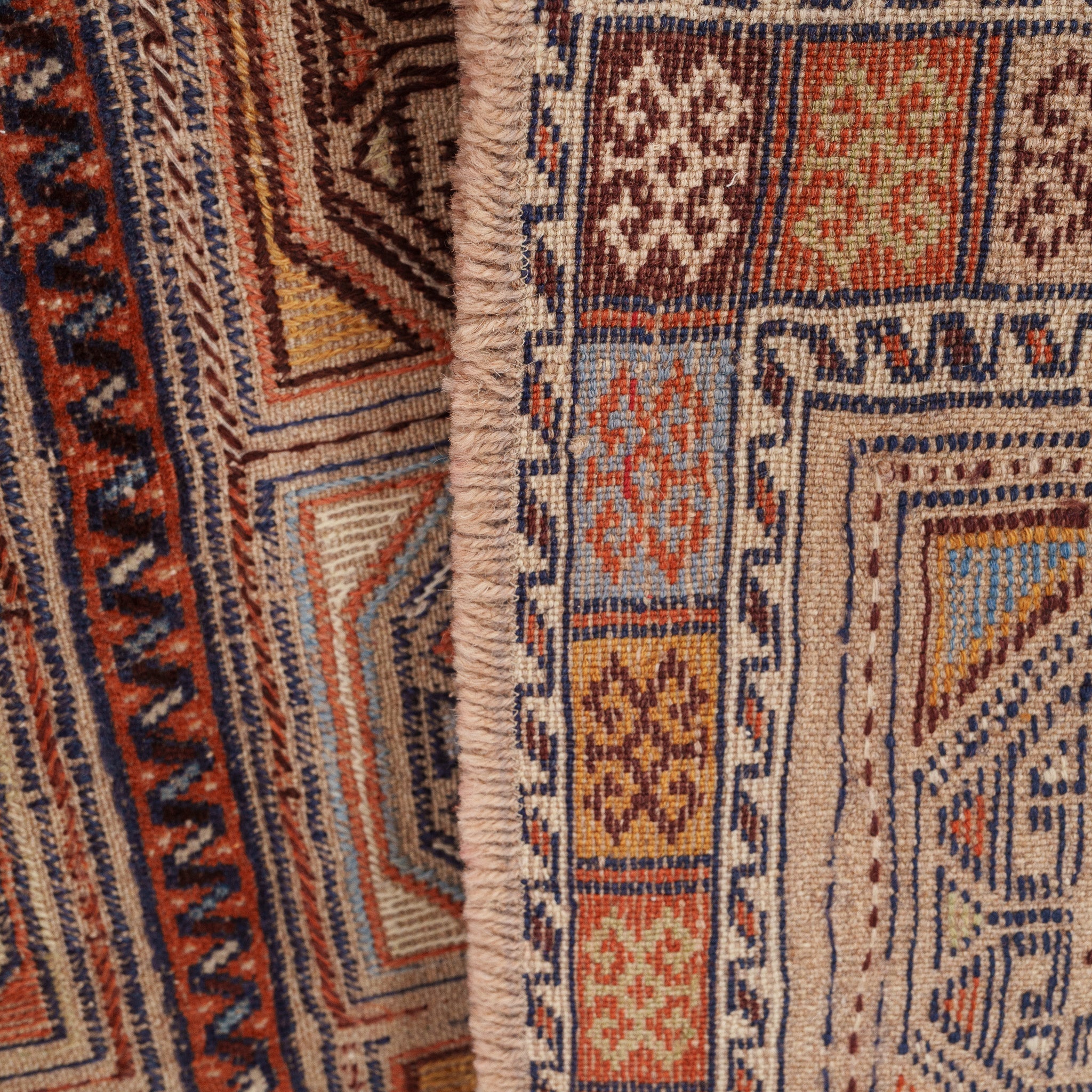 5x6 Beige Area Rug