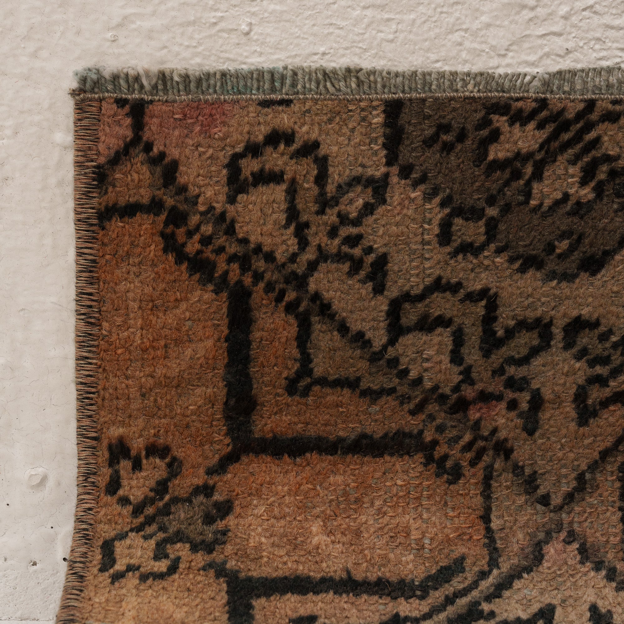 Geometric 4x7 Area Rug