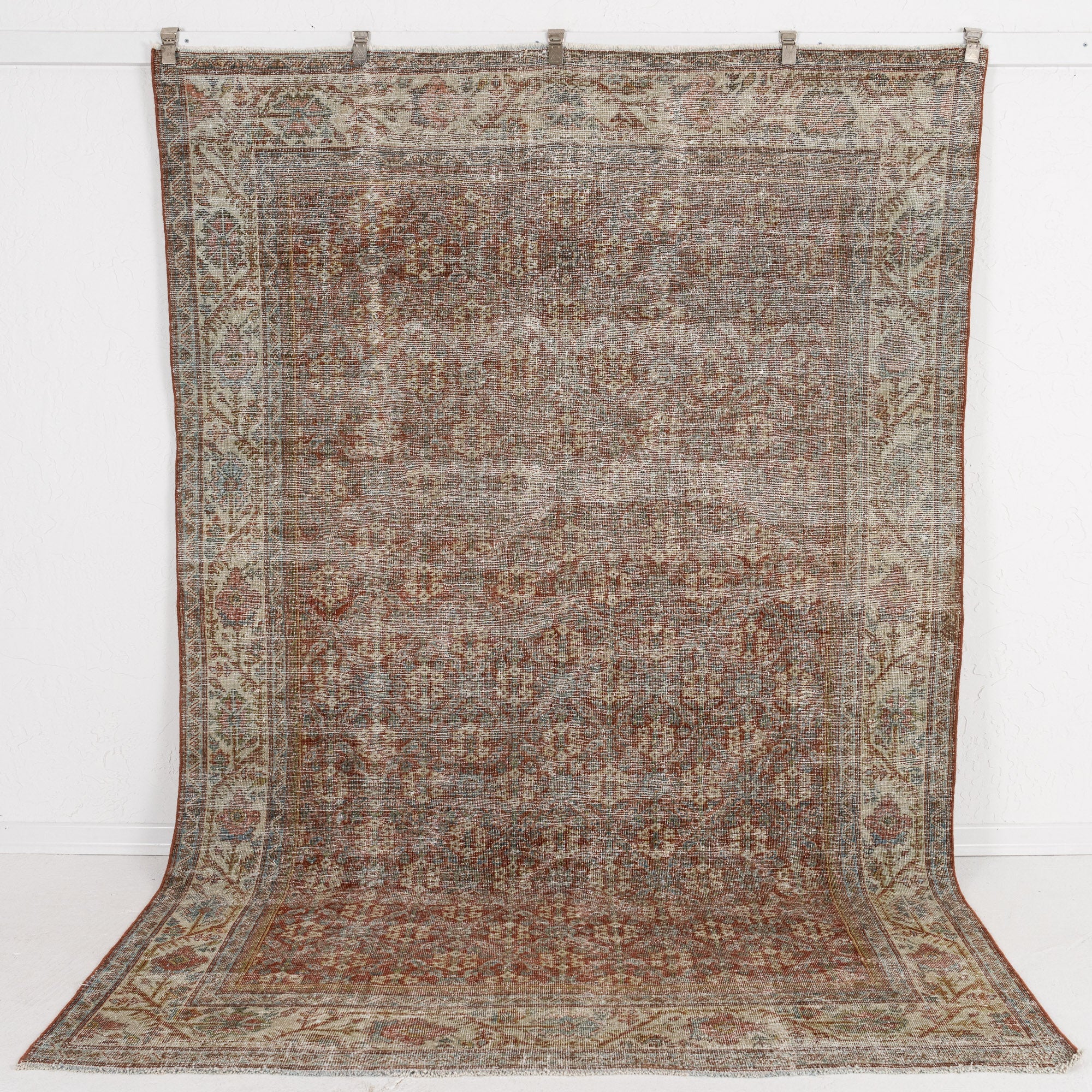 Zevanya - Oriental Rug, Exquisite Antique Design