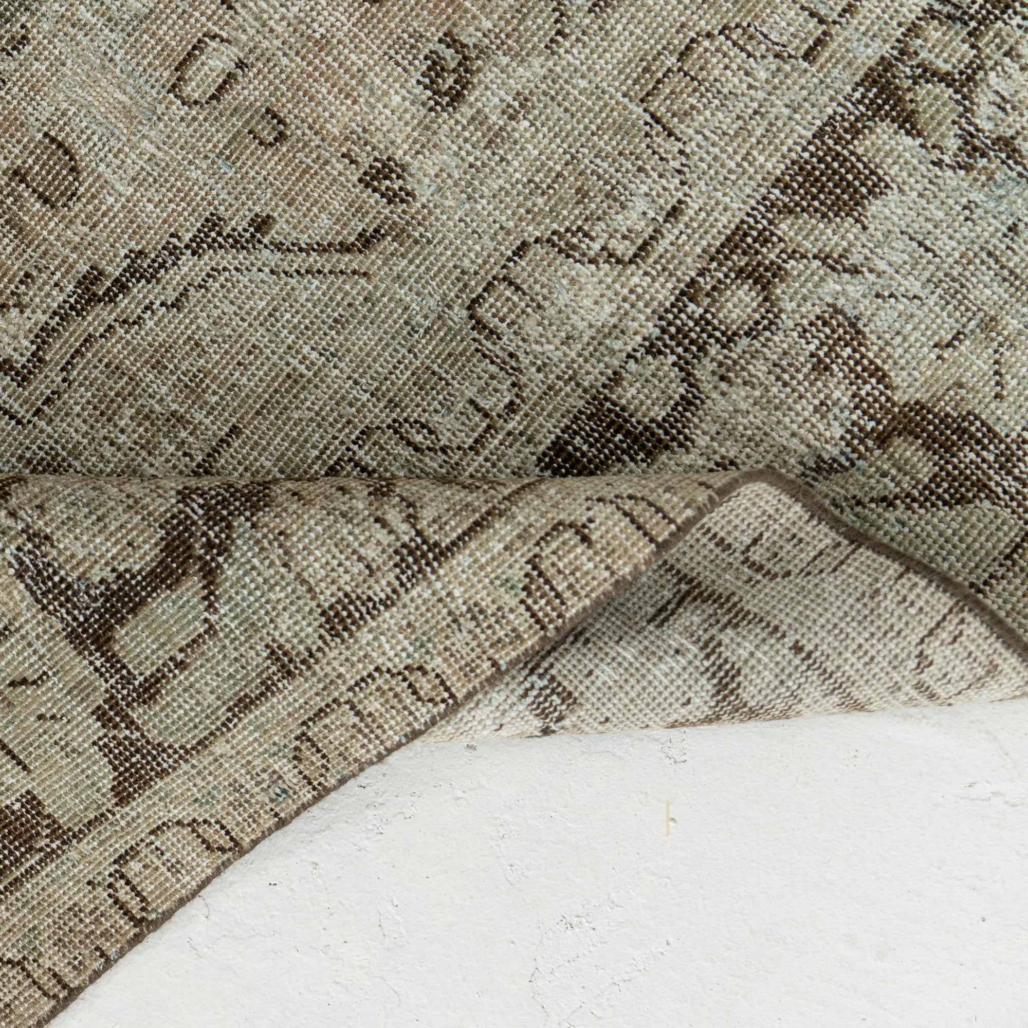 Zeline - Classic Turkish Rug, Vintage Heritage