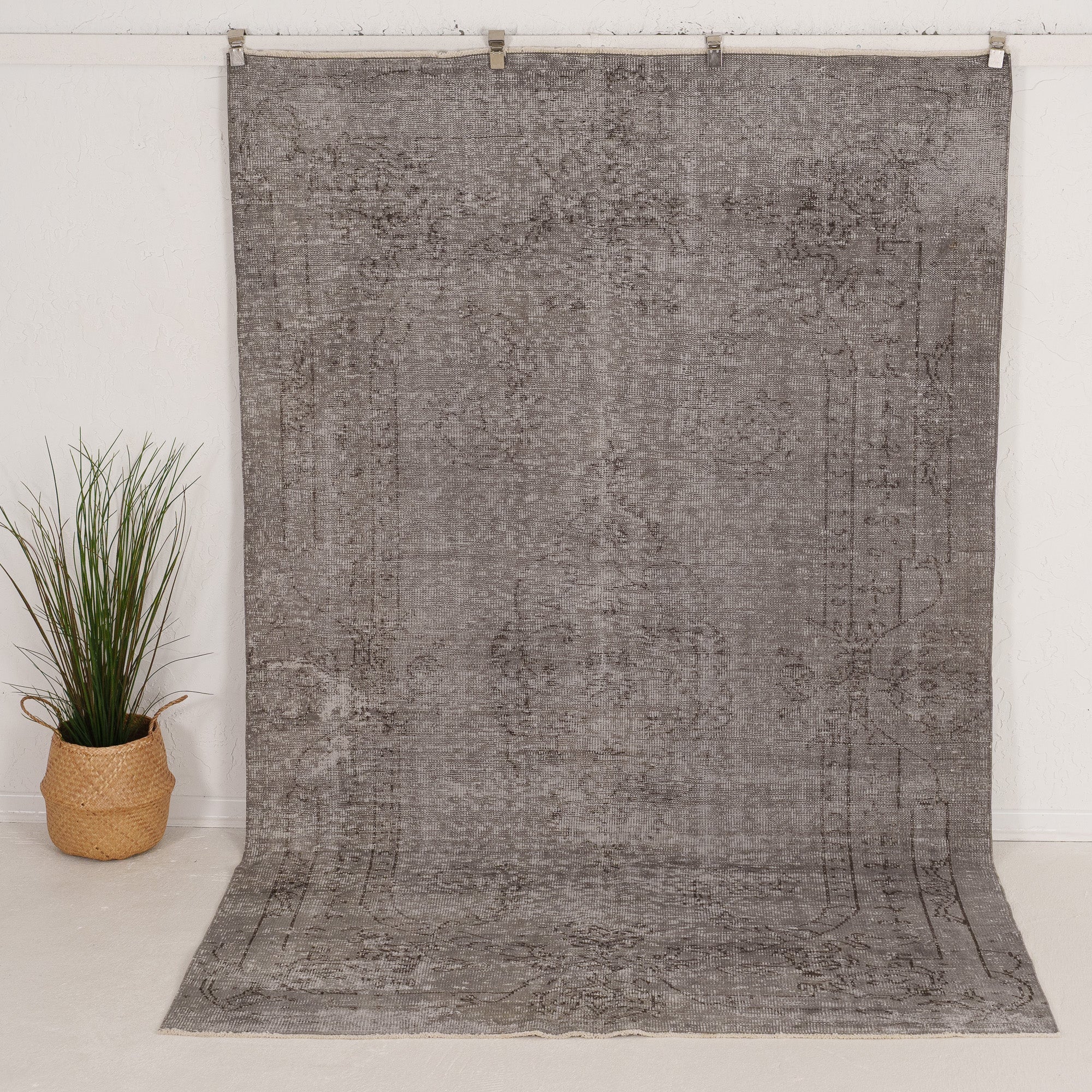 Ivonina - Vintage Turkish Area Rug
