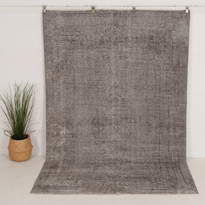 Ivonina - Vintage Turkish Area Rug