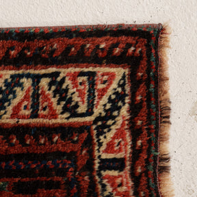 Geometric 4x7 Area Rug