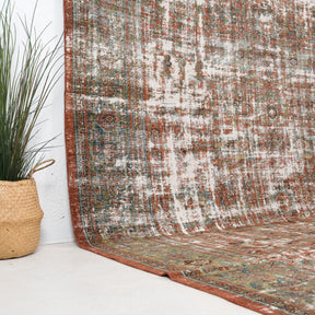 Red and Green Area Wool Rug