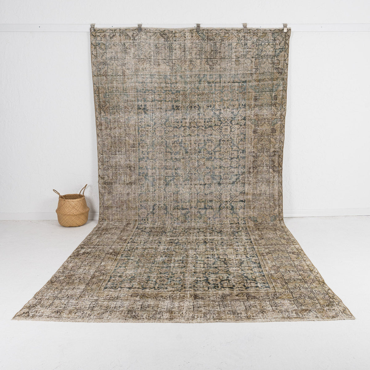 Selindra - Living Room Rug, Curated Vintage Collection