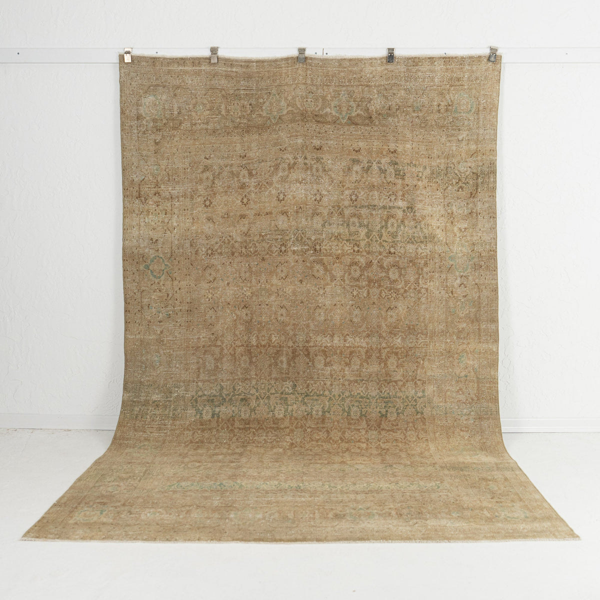 beige vintage 7x10 area rug - perfect for the living room, bedroom, office, entryway, kitchen