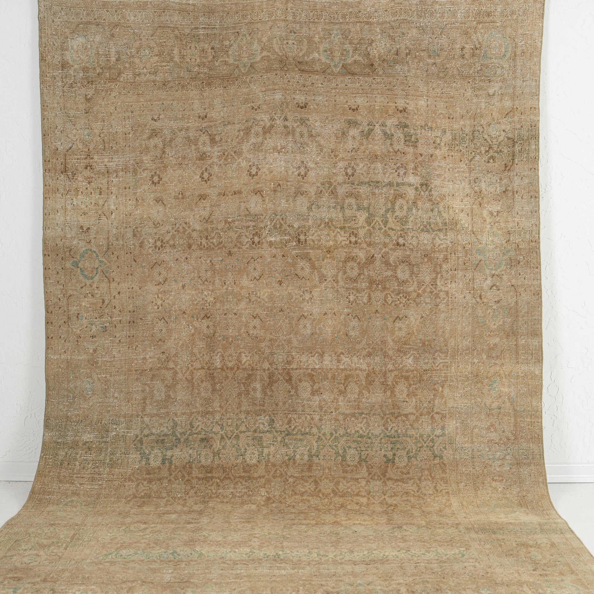 Ninora - Turkish Rug, Vintage Charm for Modern Spaces