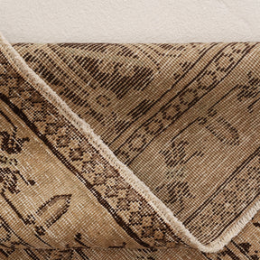 10x13 Beige Area Rug