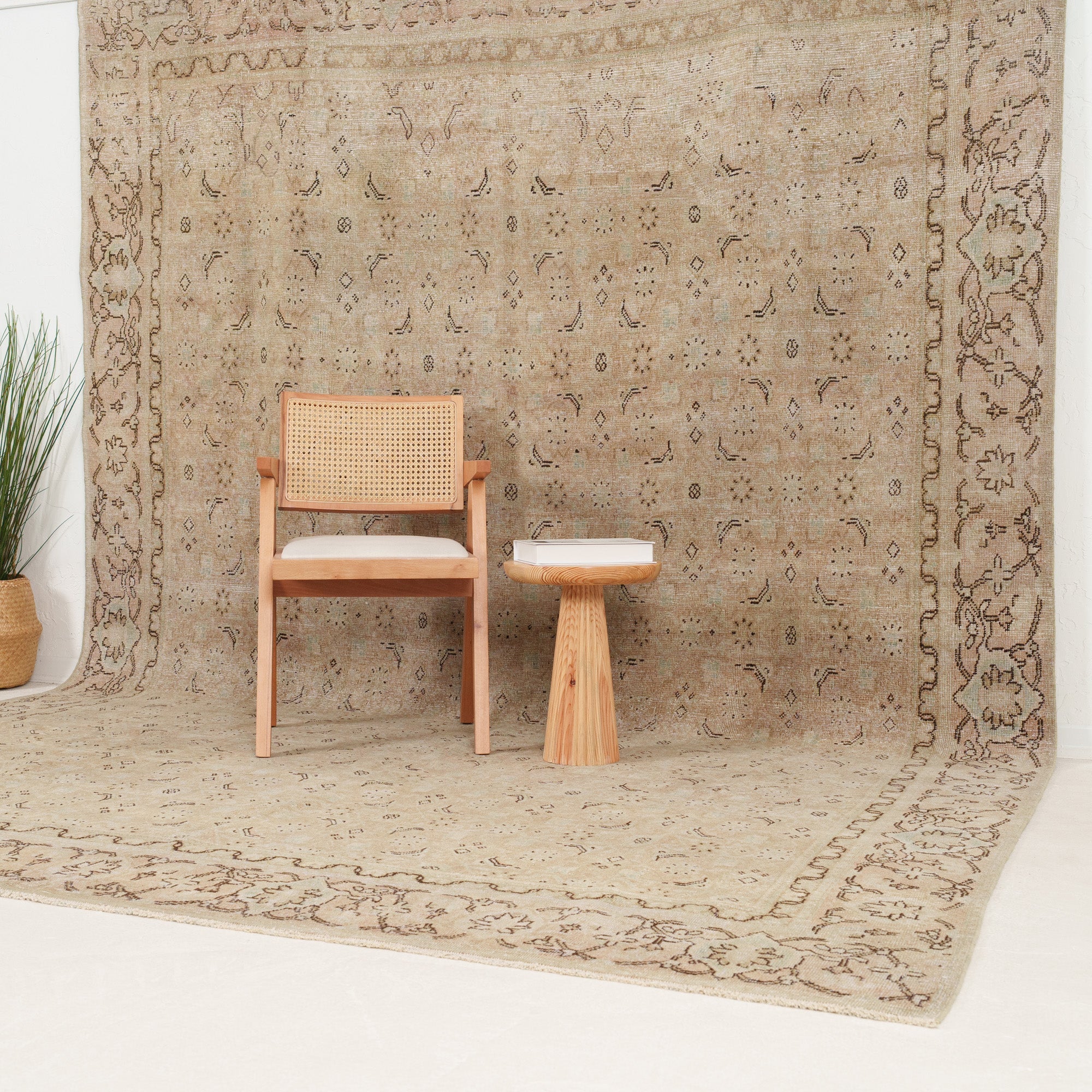 Bealda - Vintage Persian Area Rug