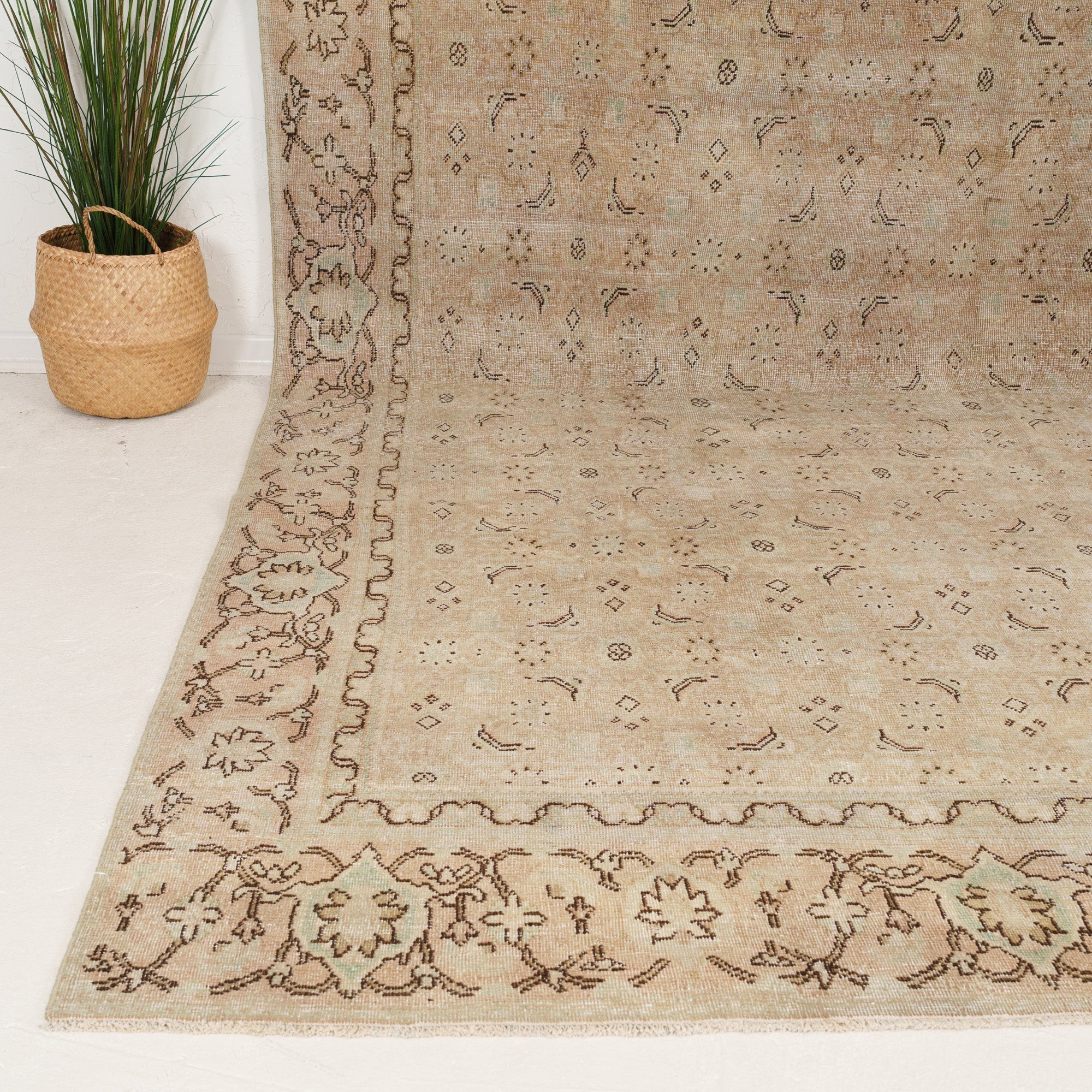 Bealda - Vintage Persian Area Rug
