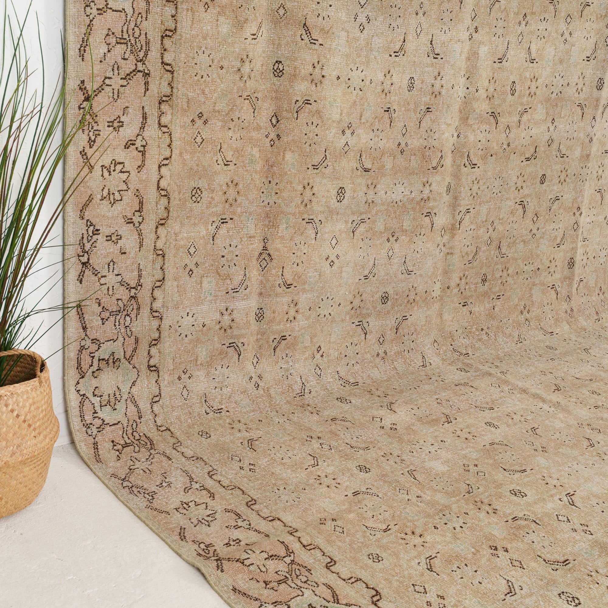 Bealda - Vintage Persian Area Rug