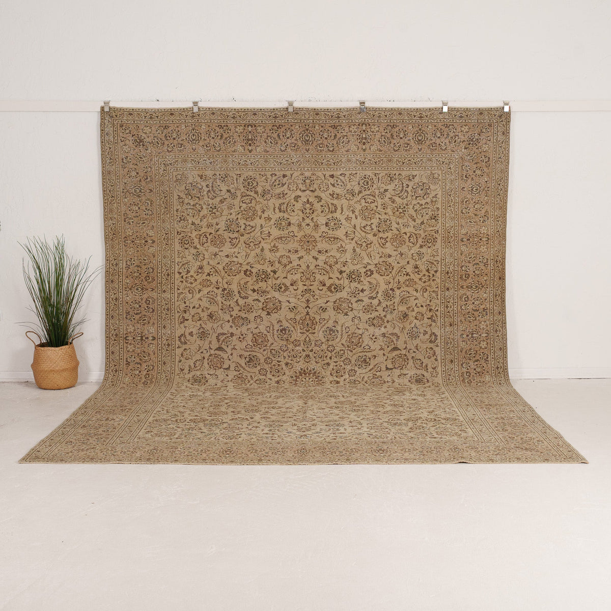 Handmade Persian Area Rug