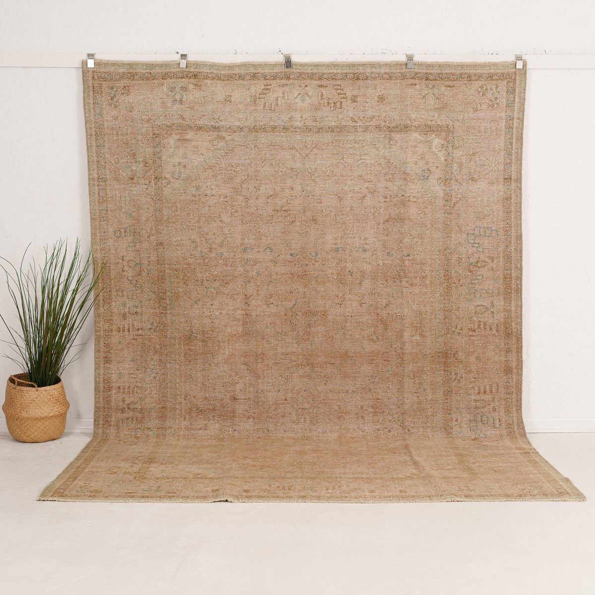 Handmade Persian Area Rug
