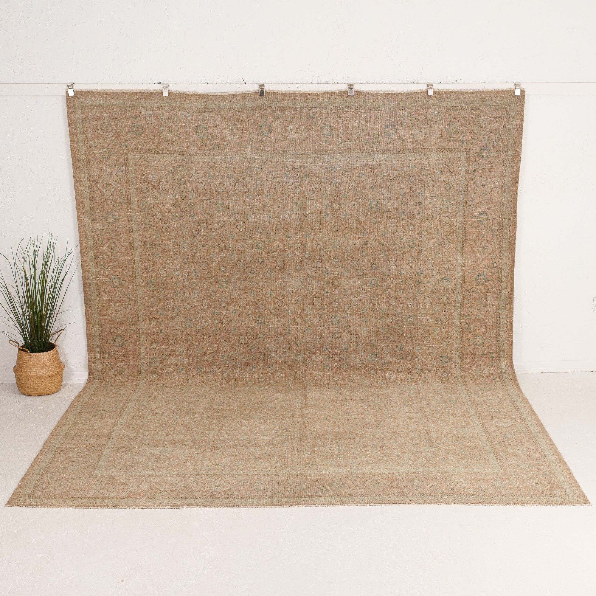 Dalona - Vintage Persian Area Rug