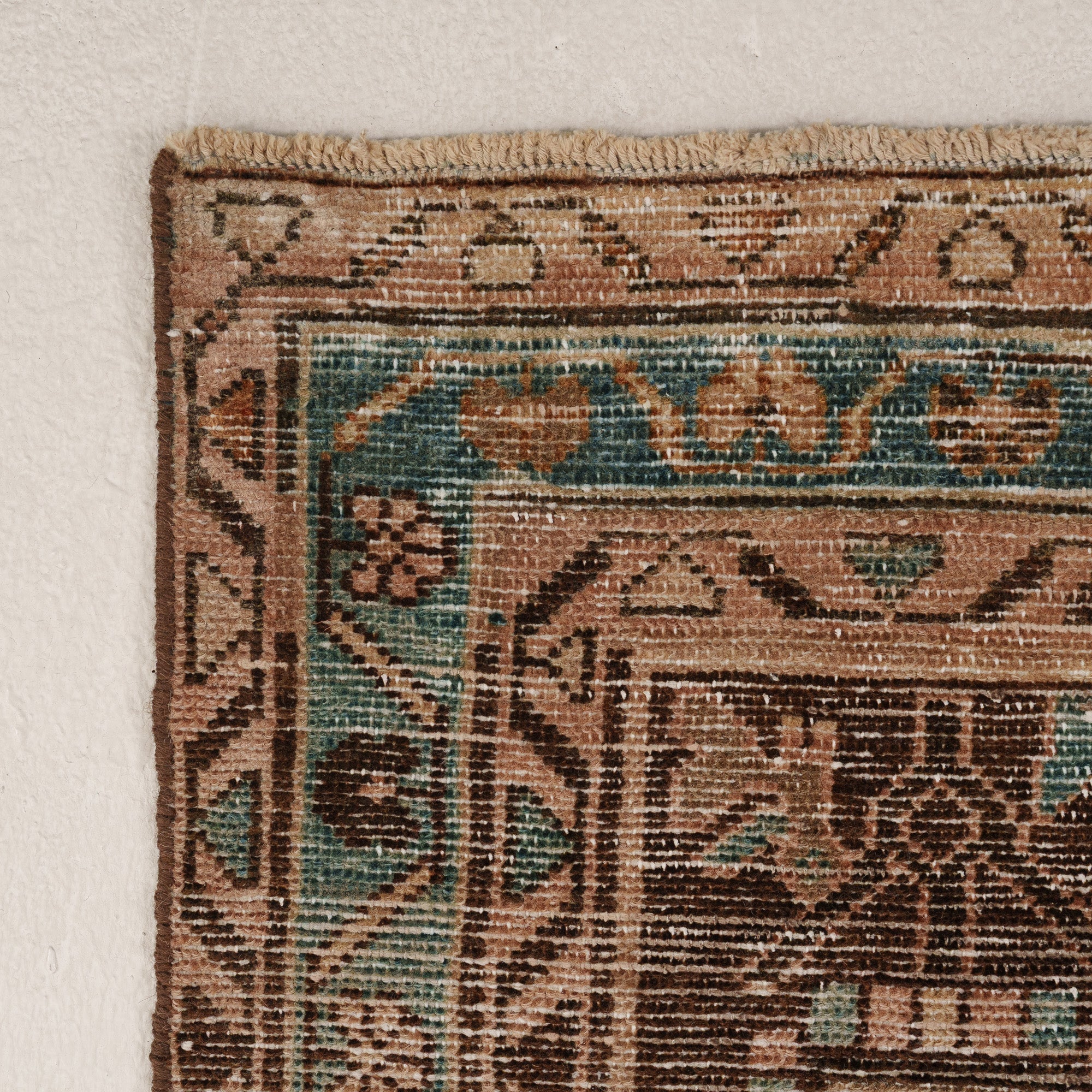 Allover 4x17 Runner Rug