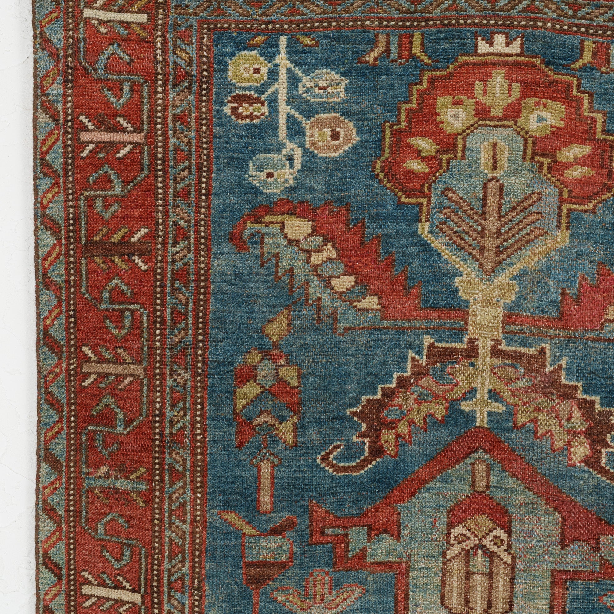 Aedavoria - Vintage Persian Small Rug
