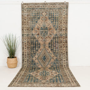 Radalvinda - Vintage Persian Area Rug