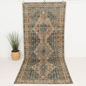 Radalvinda - Vintage Persian Area Rug