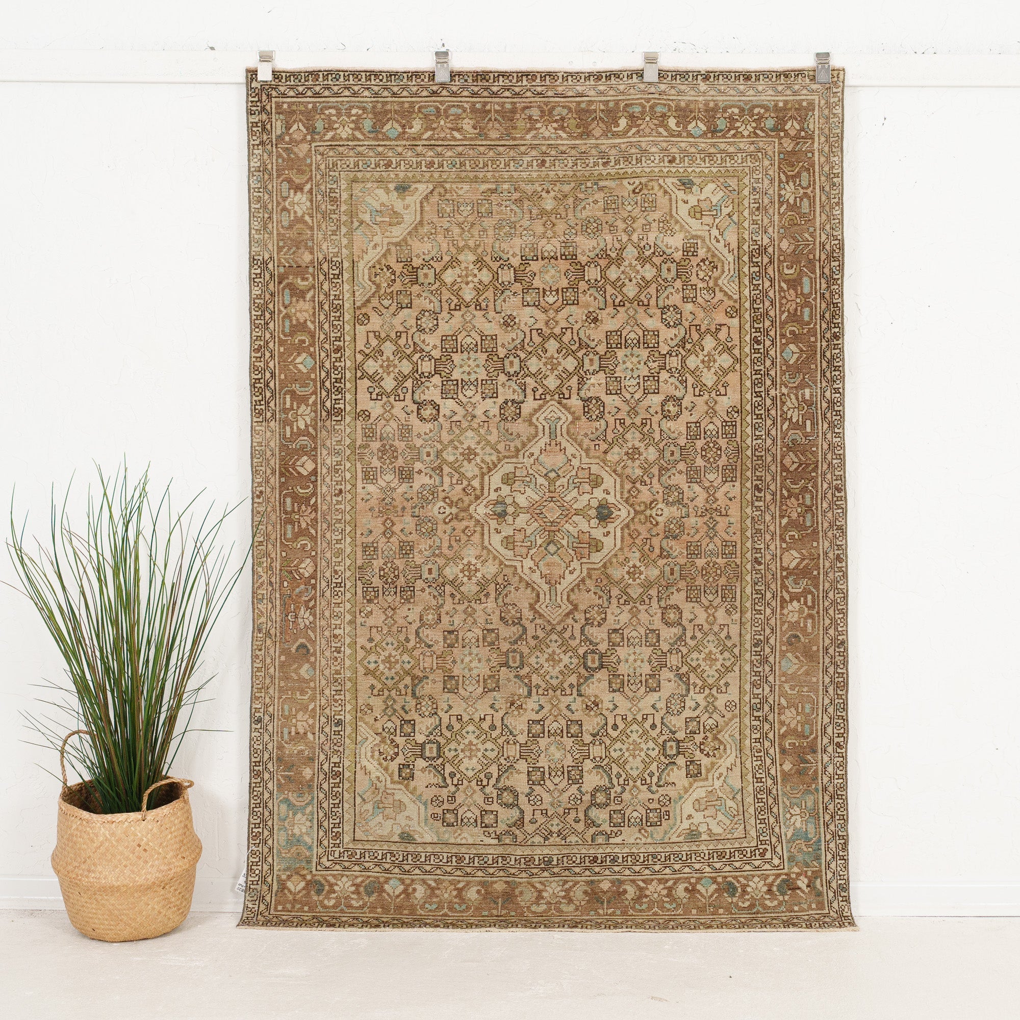 Alluvie - Vintage Persian Area Rug