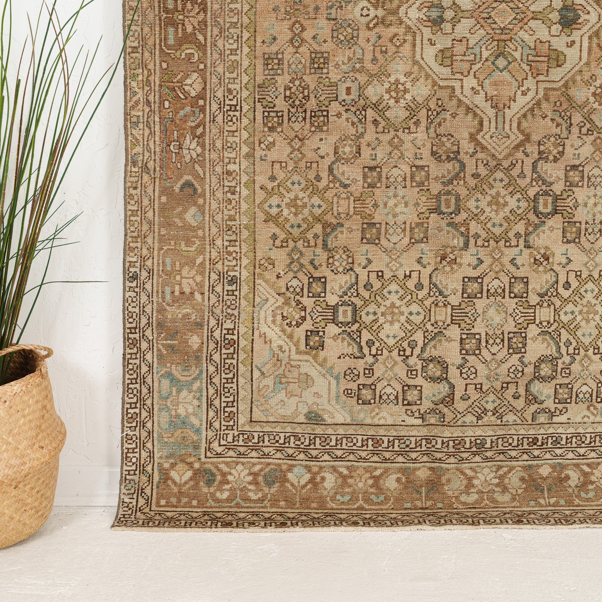 Alluvie - Vintage Persian Area Rug