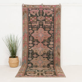 Uvaldavinda - Vintage Persian Area Rug