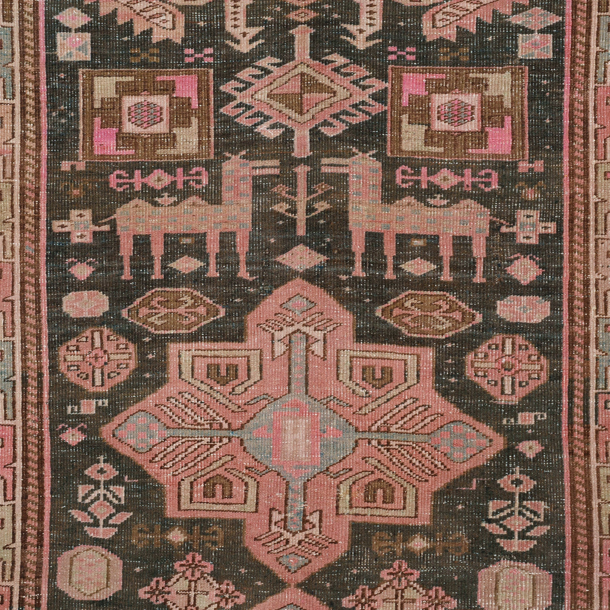 Uvaldavinda - Vintage Persian Area Rug