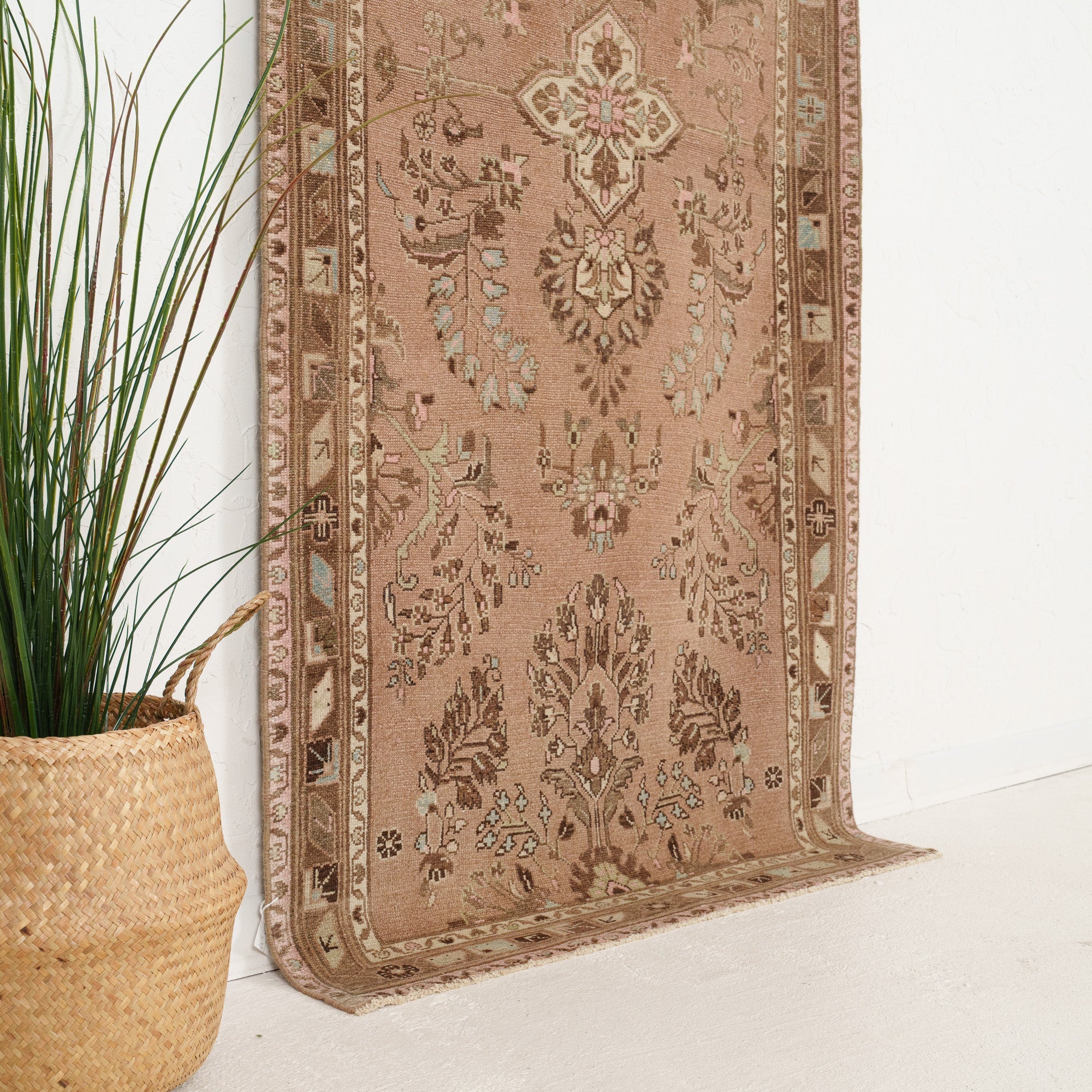 Zelvanina - Vintage Persian Small Rug