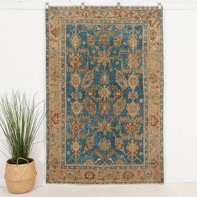 Almodis - Vintage Persian Small Rug