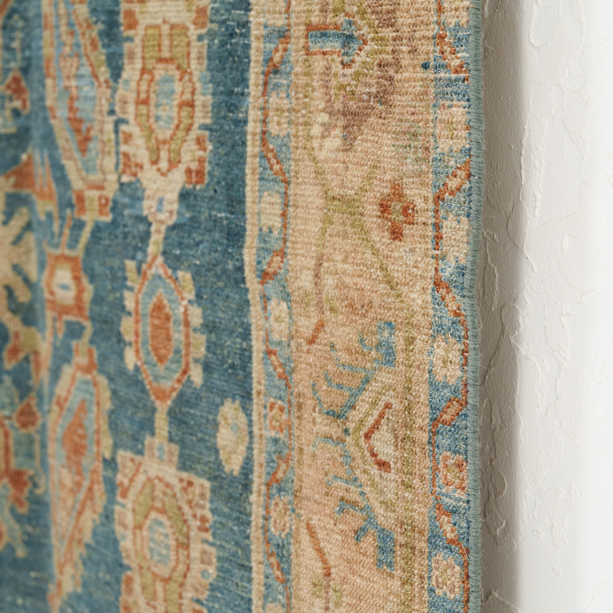 Almodis - Vintage Persian Small Rug