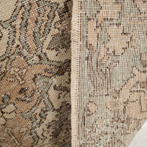 5x7 Brown Area Rug