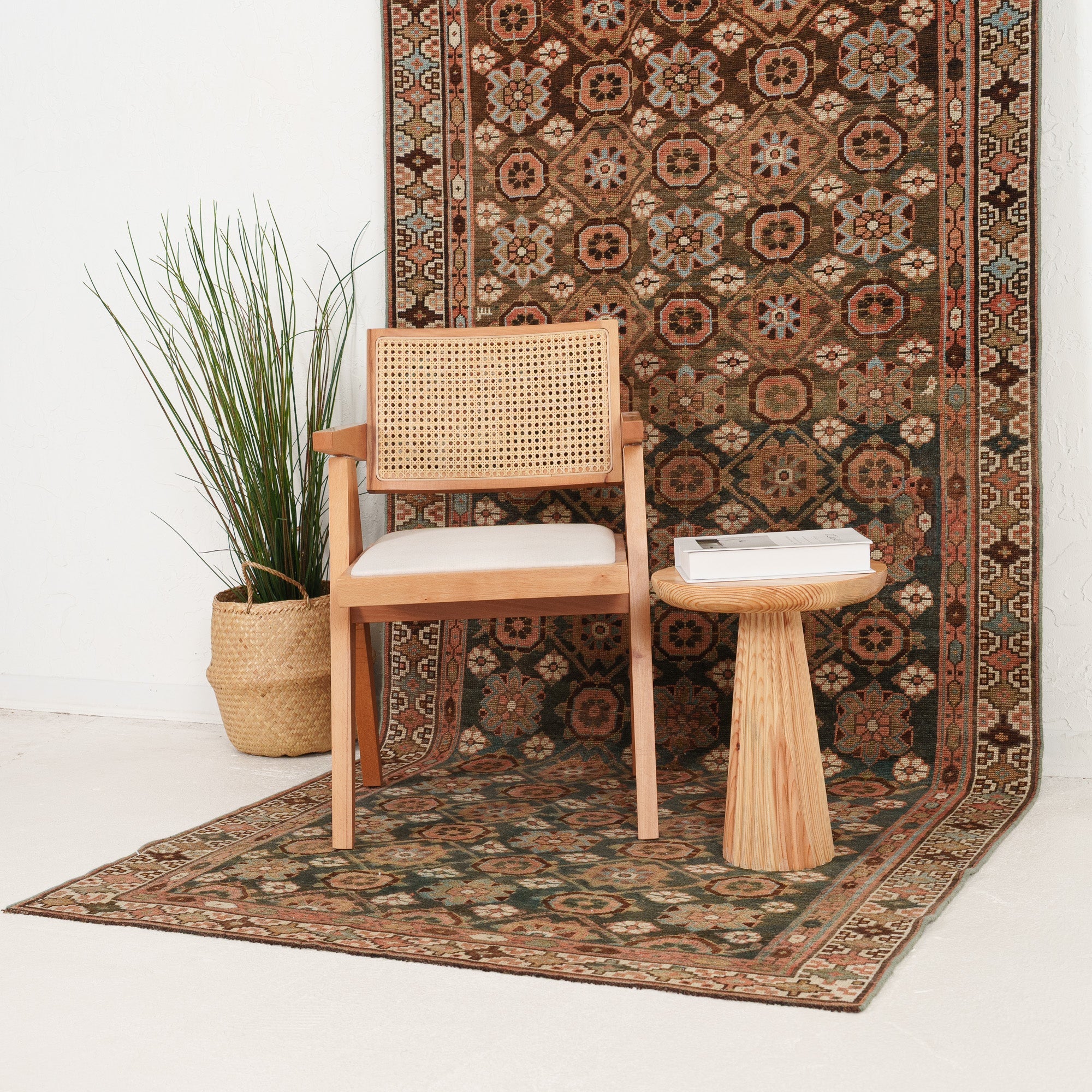 Bedrusa - Vintage Persian Area Rug