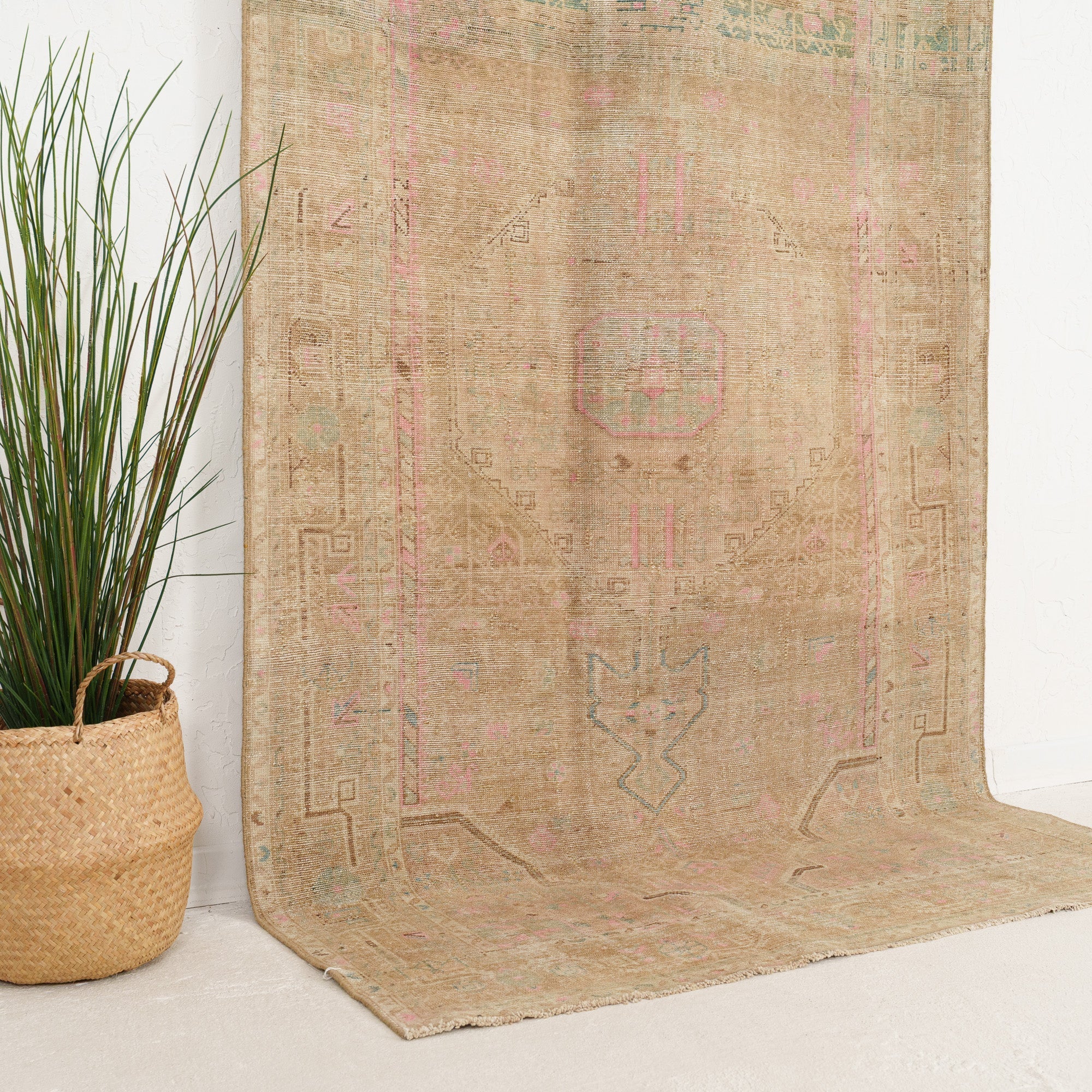 Falvina - Vintage Persian Area Rug