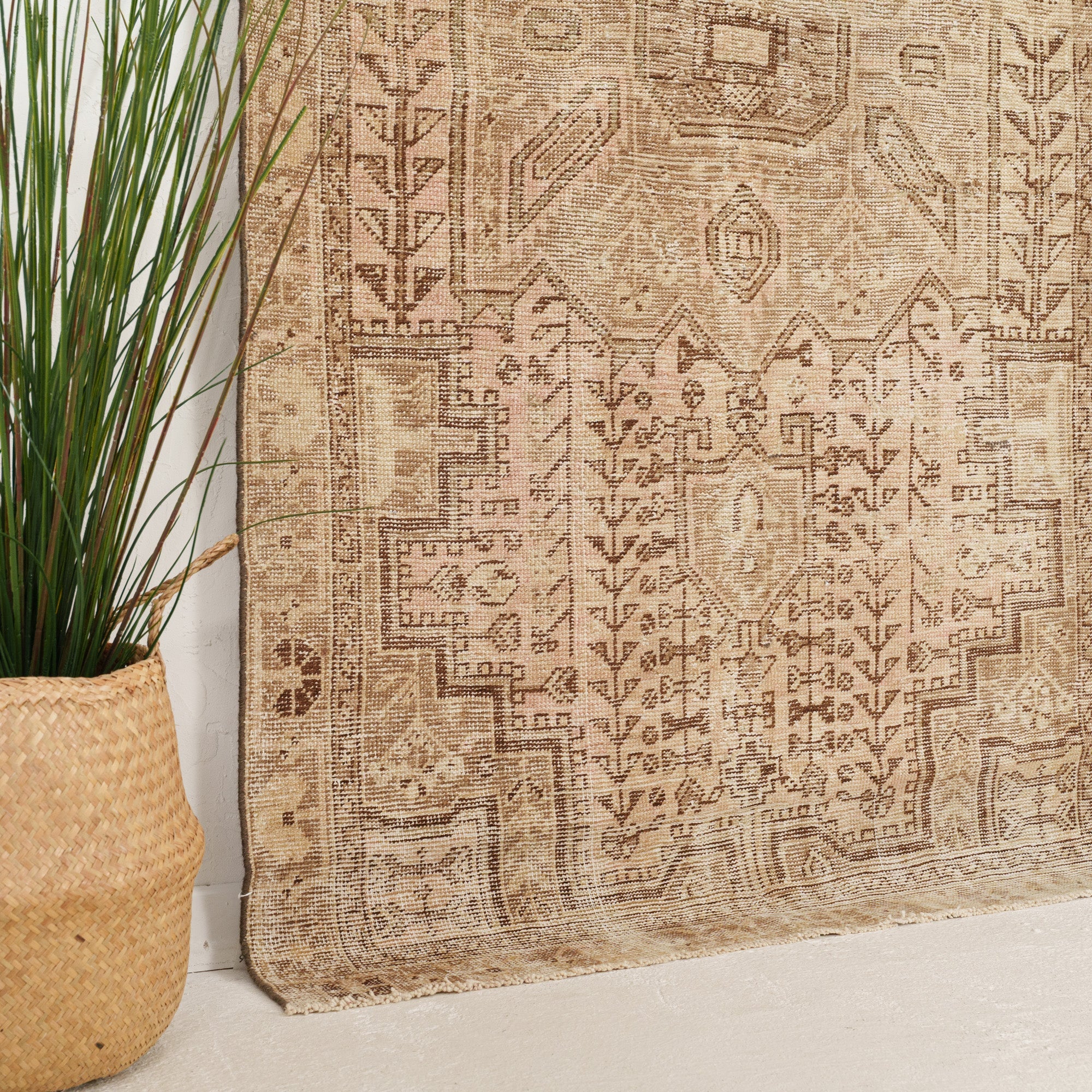 Almeida - Vintage Persian Small Rug