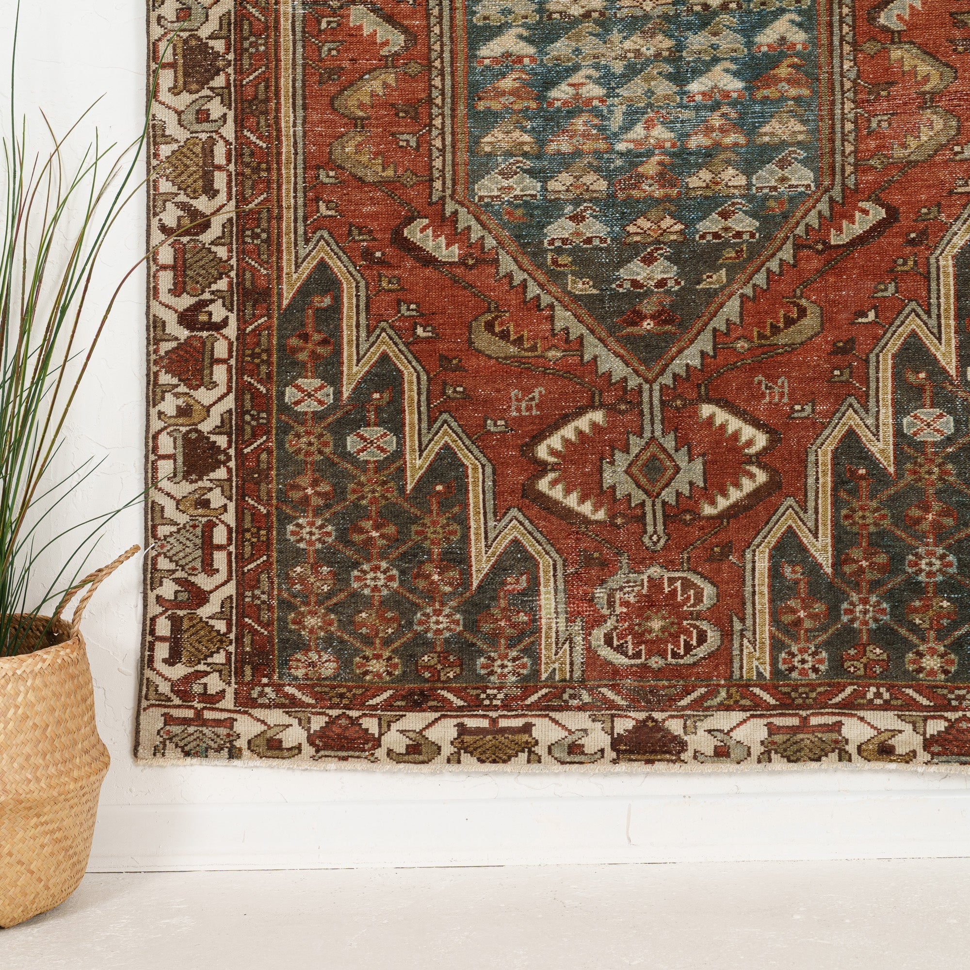 Alneda - Vintage Persian Small Rug
