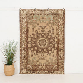 Aldswinne - Vintage Persian Area Rug