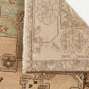 Aldswinne - Vintage Persian Area Rug