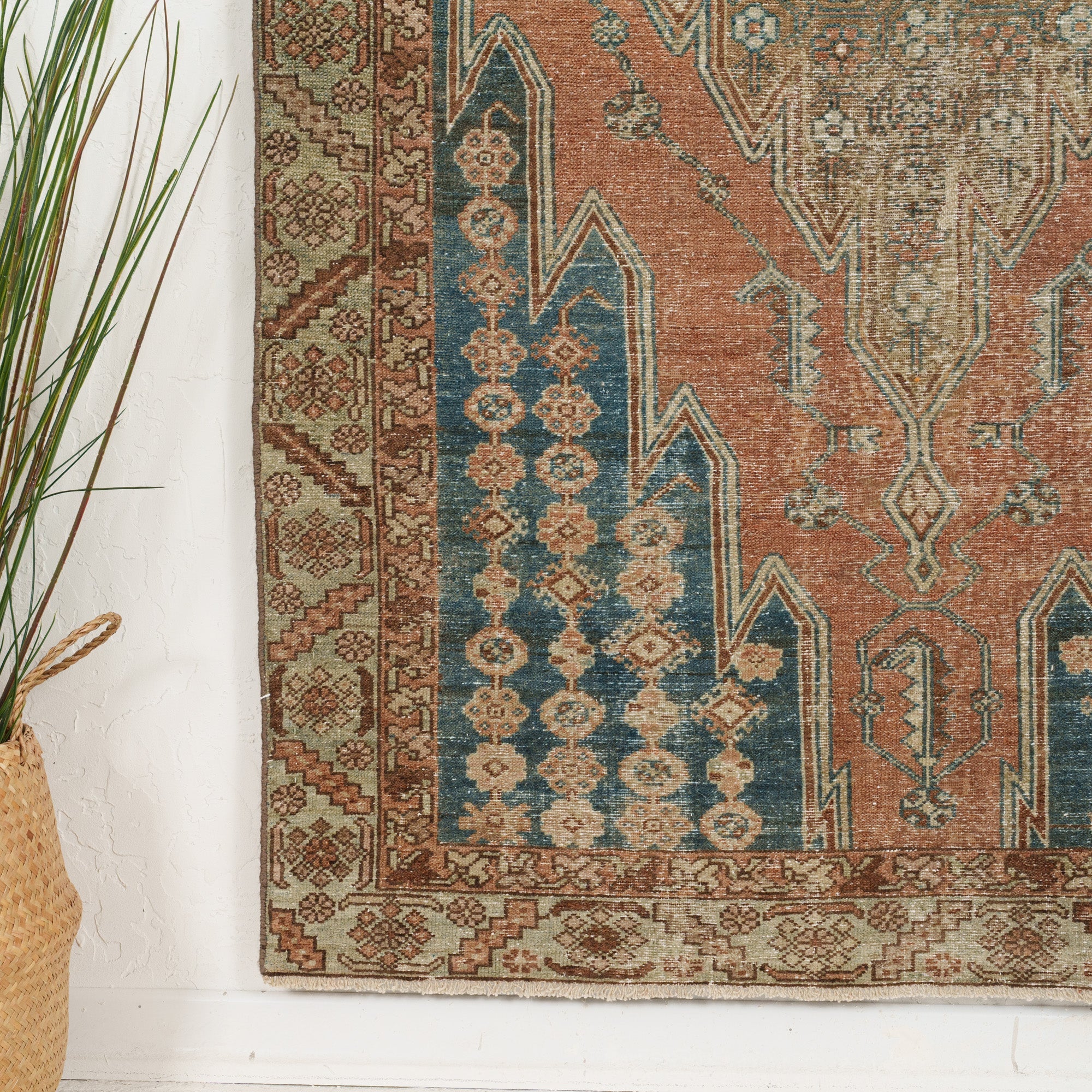 Alfhildr - Vintage Persian Small Rug