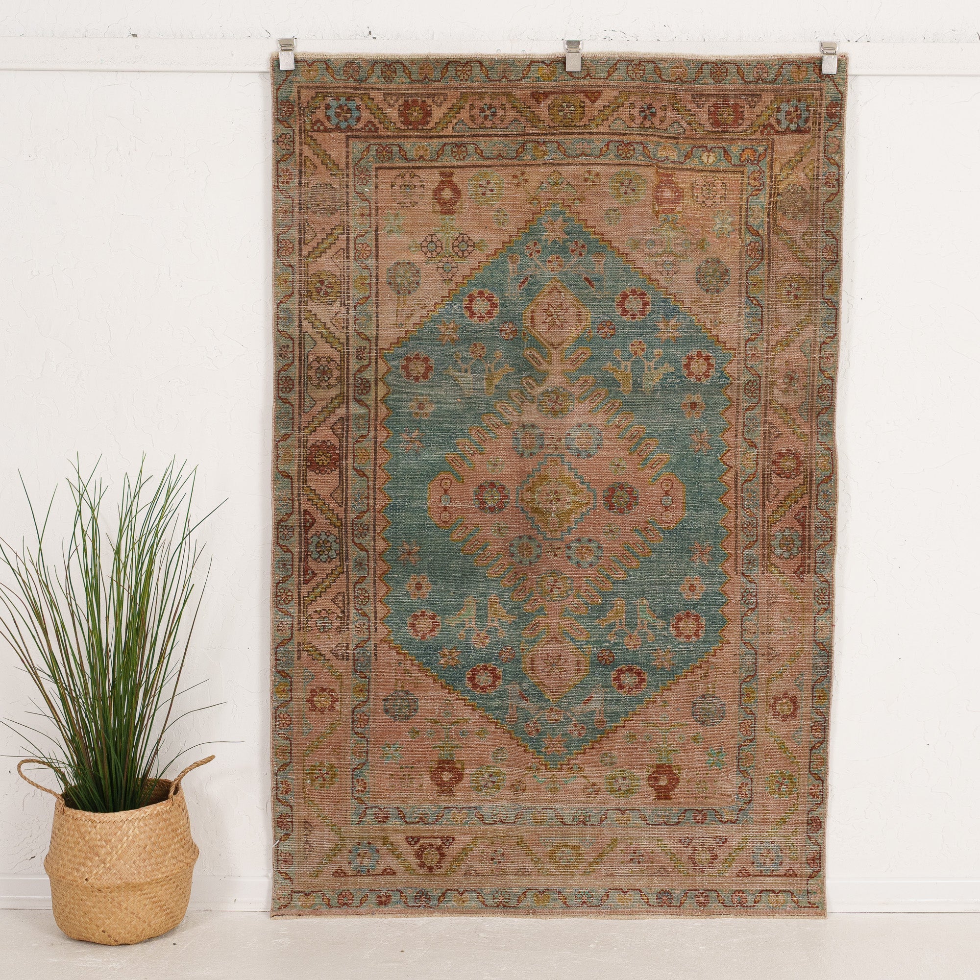 Handmade Persian Area Rug