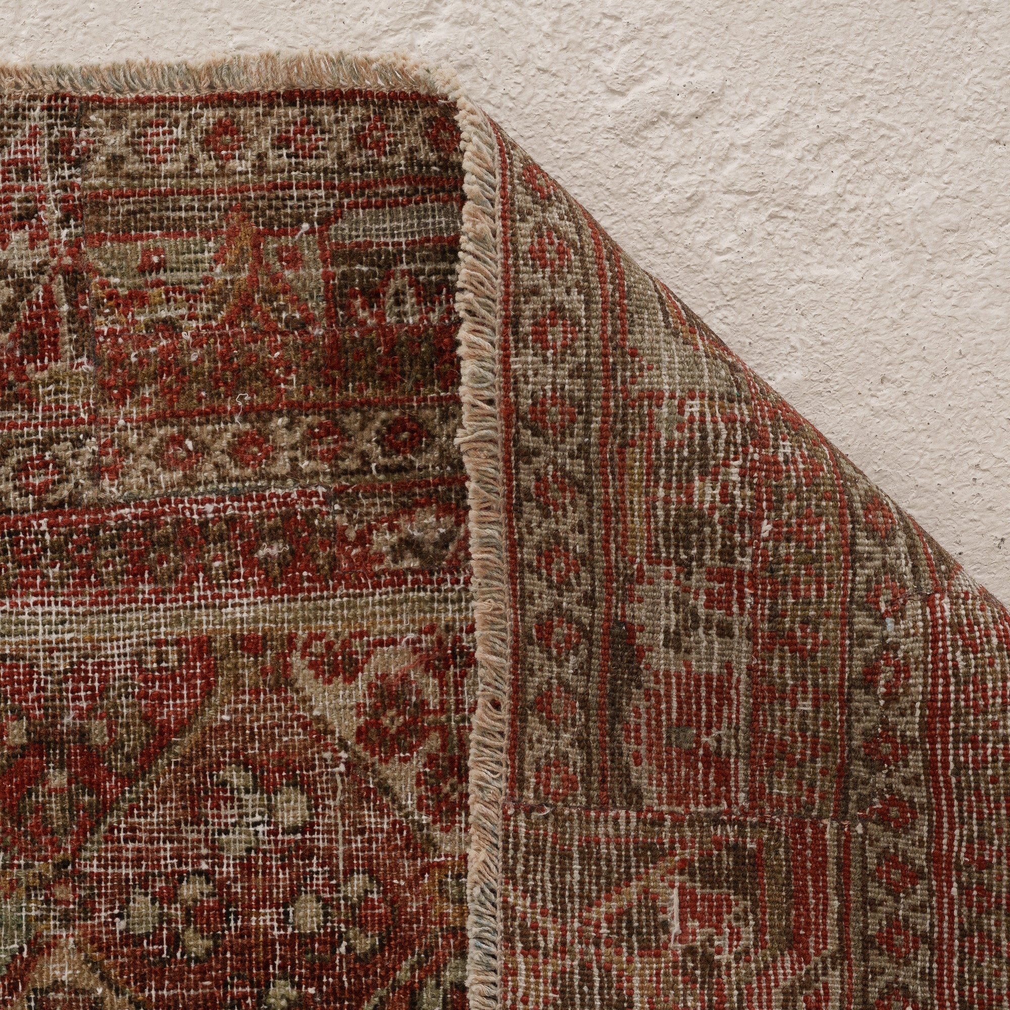 7x9 Red Area Rug