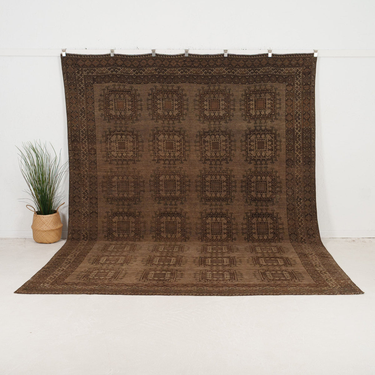 Handmade Persian Area Rug