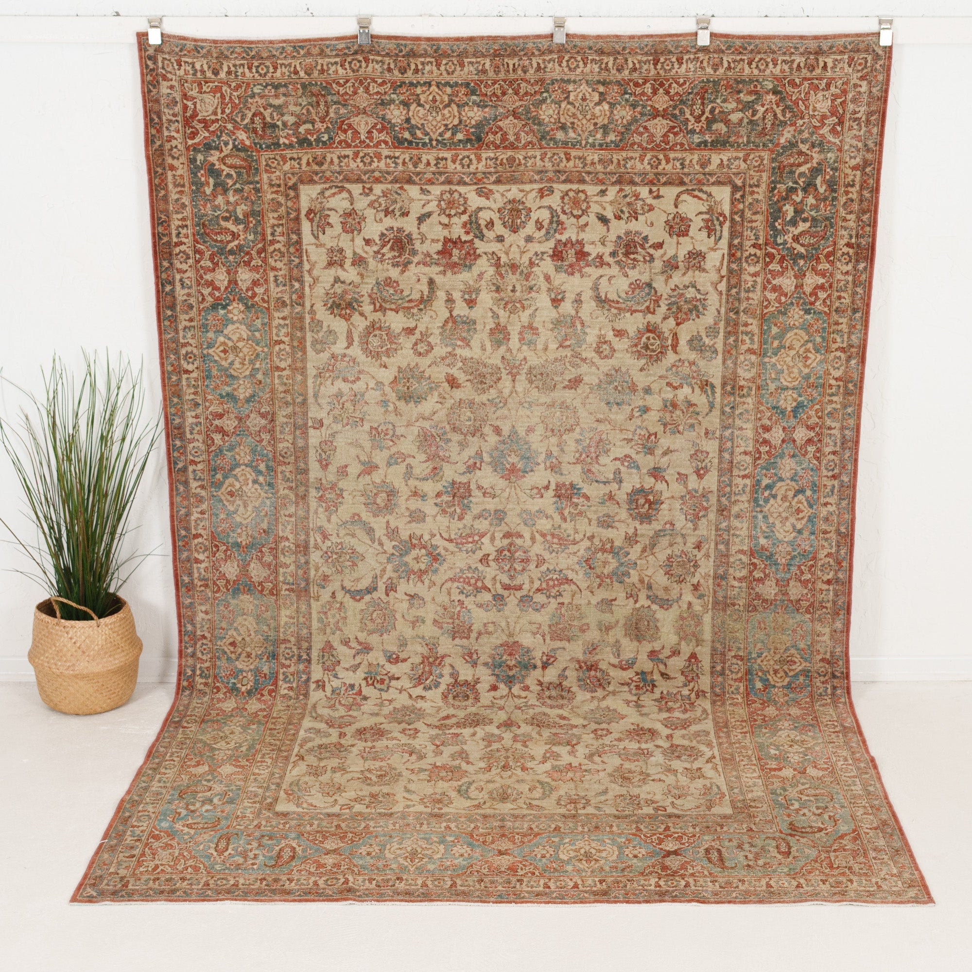 Ramavinia - Vintage Persian Area Rug