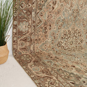 Jalvinda - Vintage Persian Area Rug