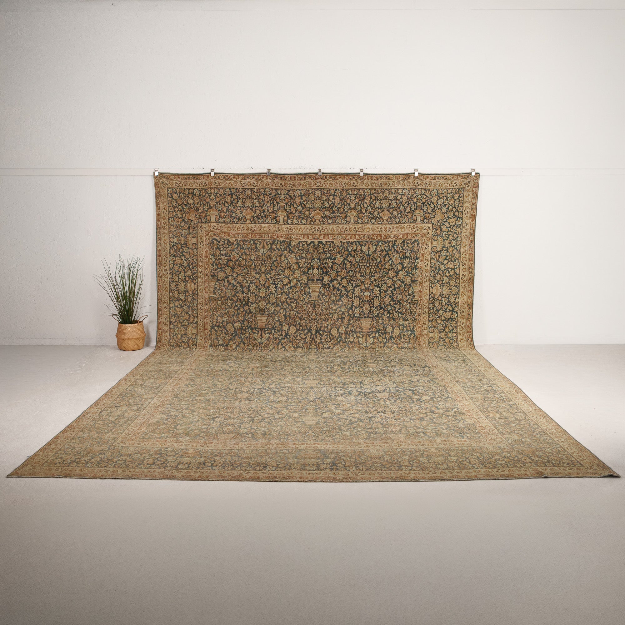 Handmade Persian Area Rug