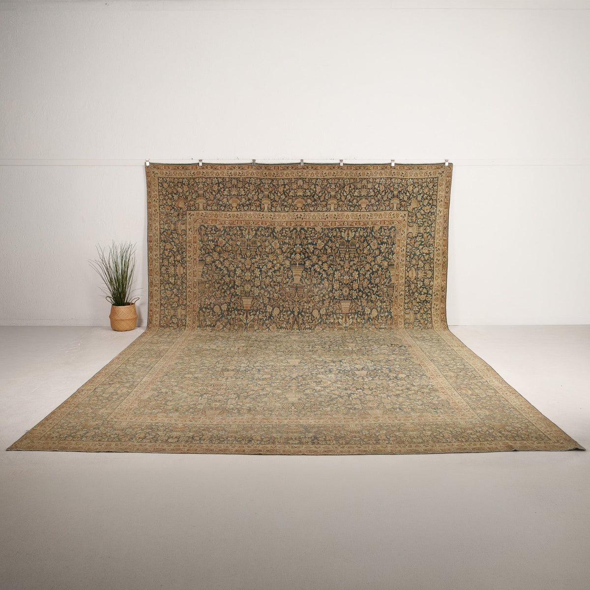 Handmade Persian Area Rug