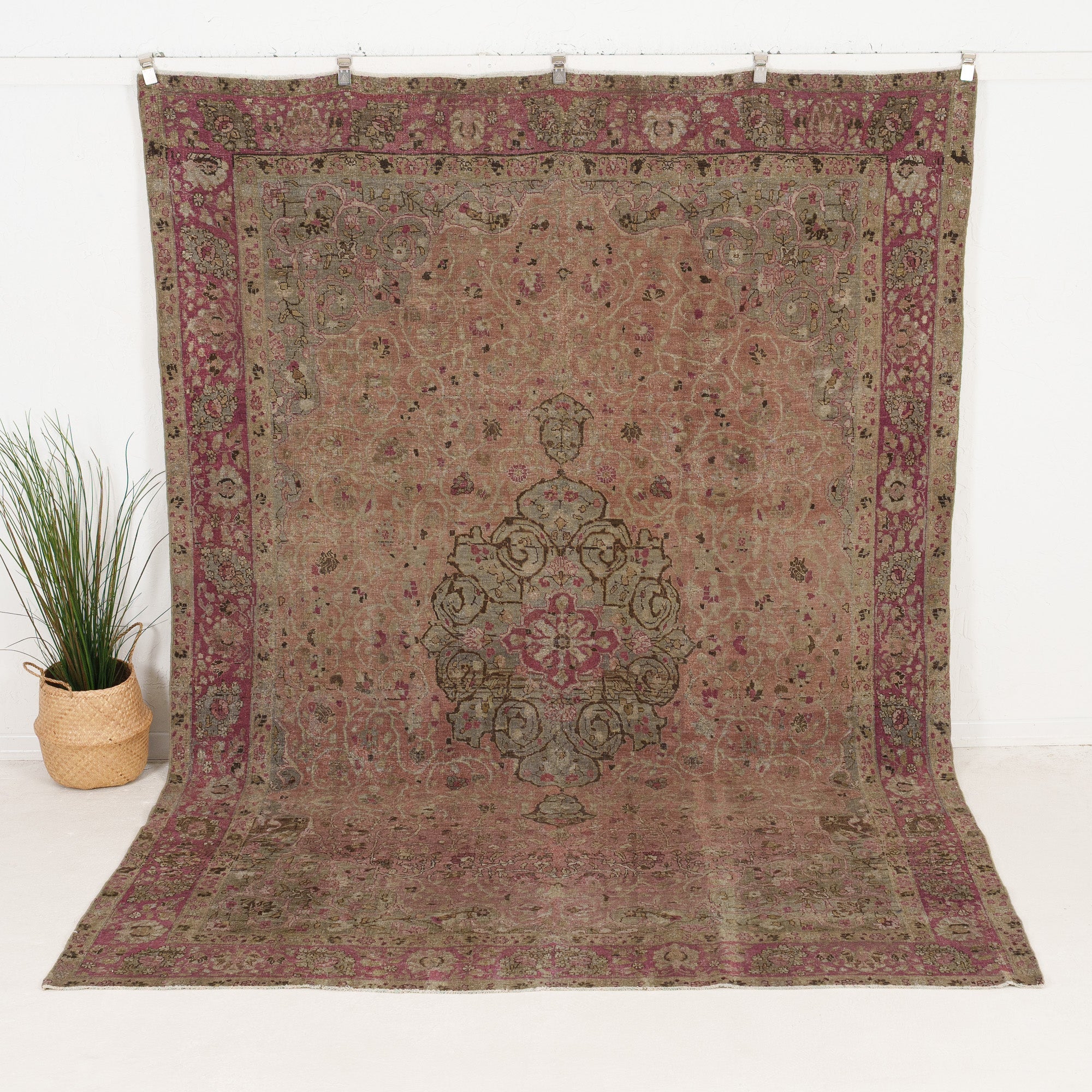 Deldavina - Vintage Persian Area Rug