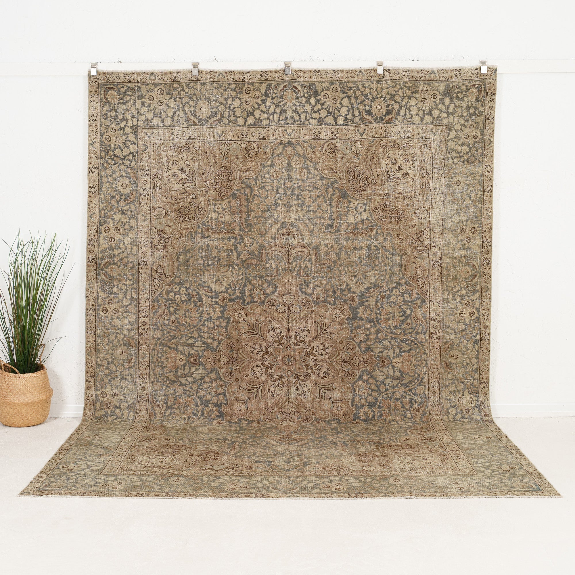 Handmade Persian Area Rug