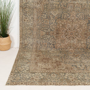 8x10 Persian Rug