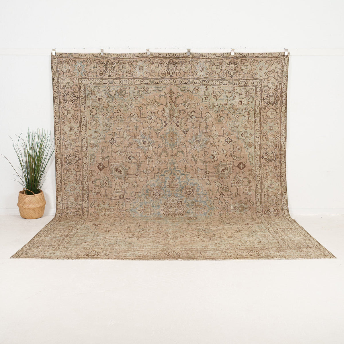 Handmade Persian Area Rug